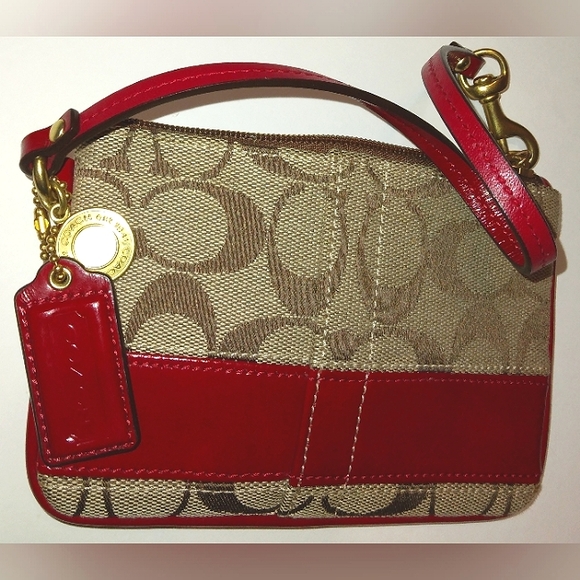 ☆Brand New☆Stunning COACH Classic 2008 Red Signature Stripe Clutch Wristlet☆ - Picture 11 of 16